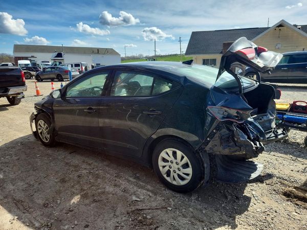 2017 HYUNDAI ELANTRA SE Base