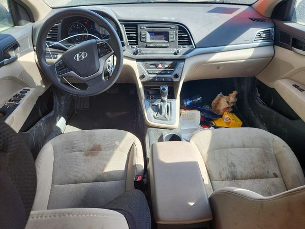 2017 HYUNDAI ELANTRA SE Base