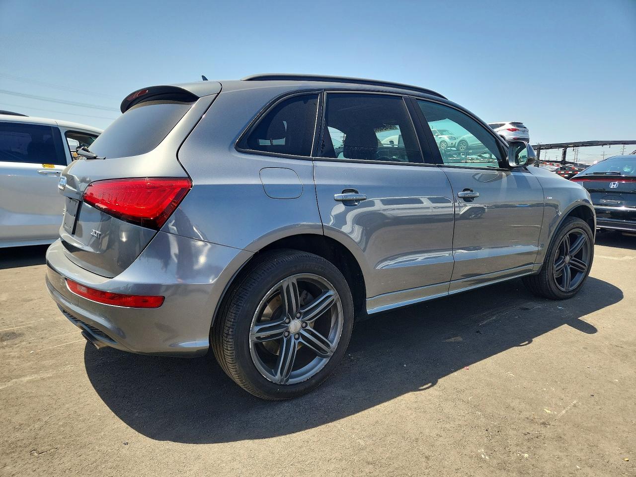 2014 AUDI Q5