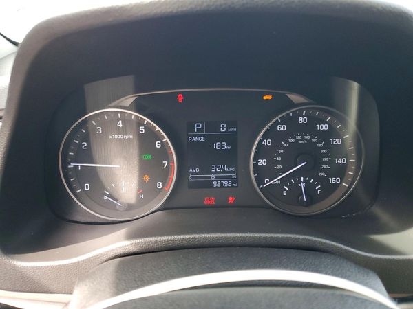 2018 HYUNDAI ELANTRA