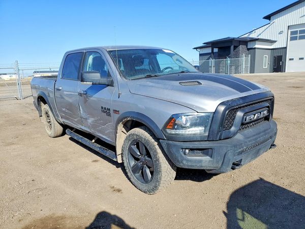 2019 RAM 1500 CLASSIC SLT