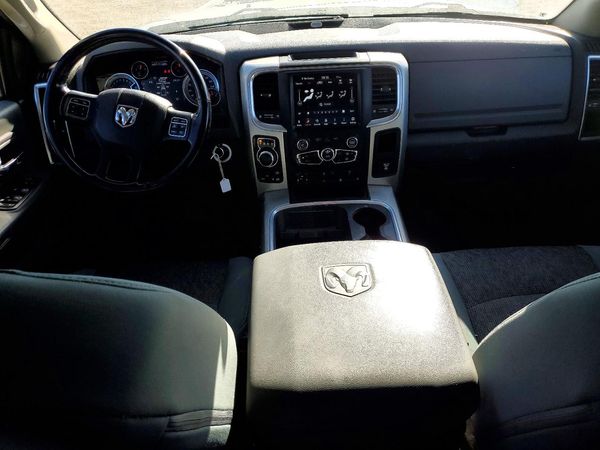 2019 RAM 1500 CLASSIC SLT