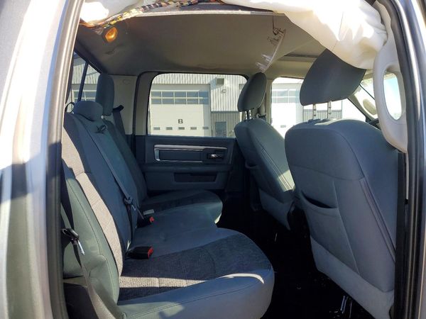 2019 RAM 1500 CLASSIC SLT