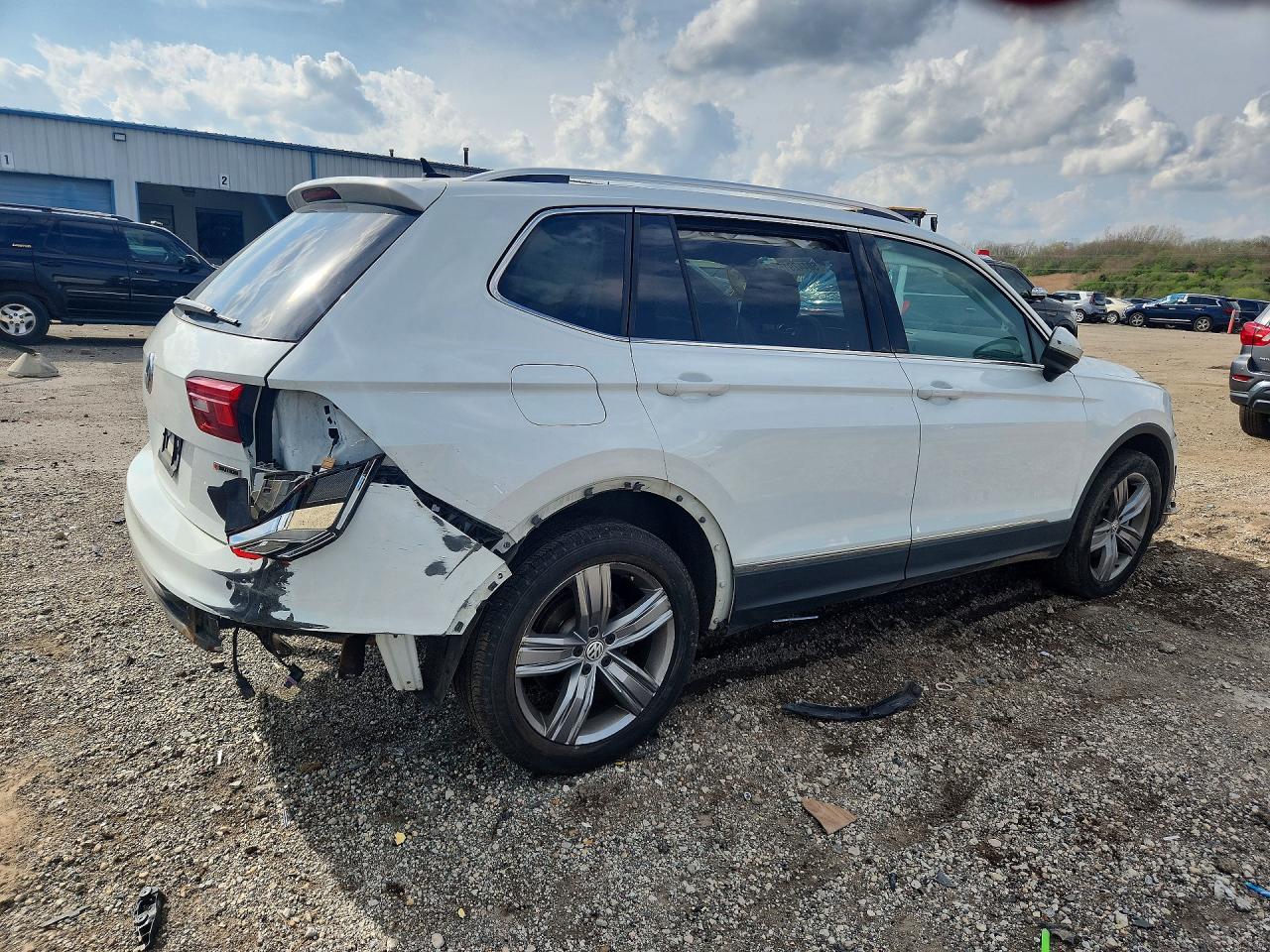 2021 VOLKSWAGEN TIGUAN