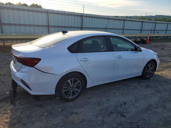 2022 KIA FORTE FE, LXS