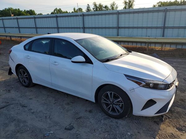 2022 KIA FORTE FE, LXS