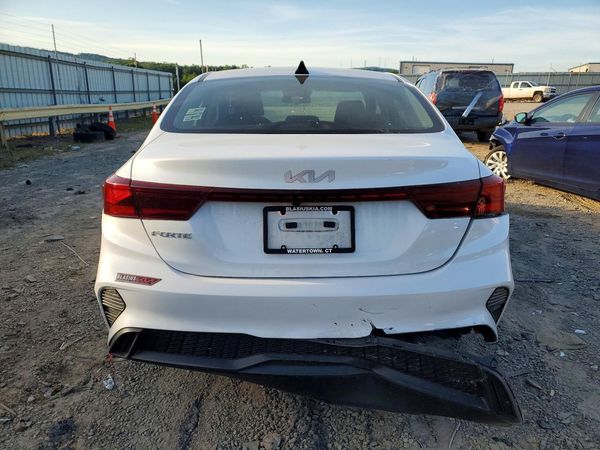2022 KIA FORTE FE, LXS
