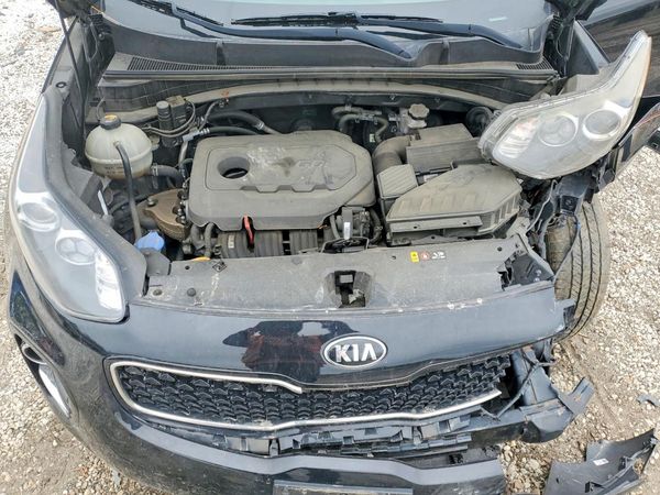 2017 KIA SPORTAGE LX