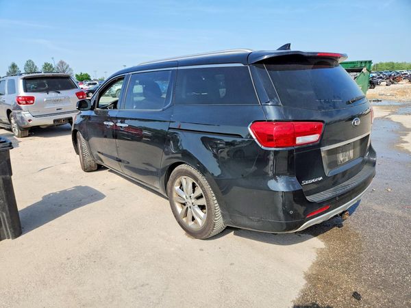 2016 KIA SEDONA