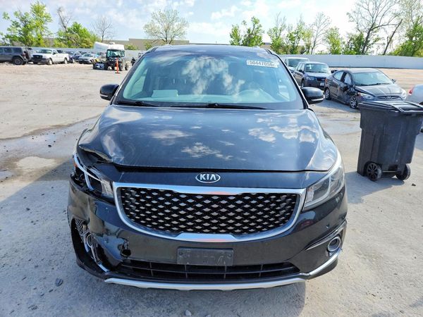 2016 KIA SEDONA