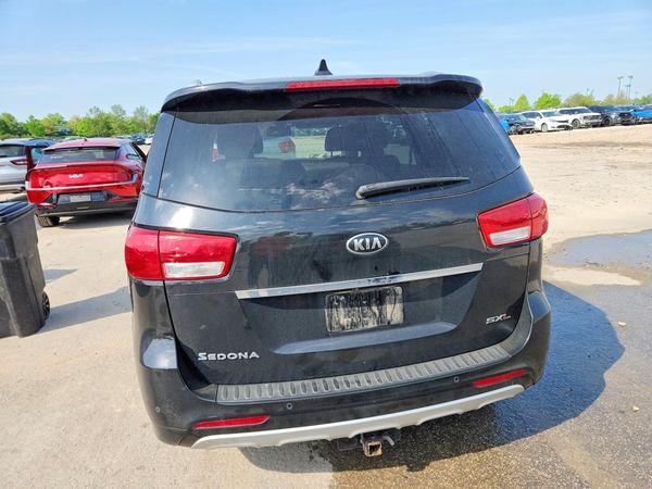 2016 KIA SEDONA