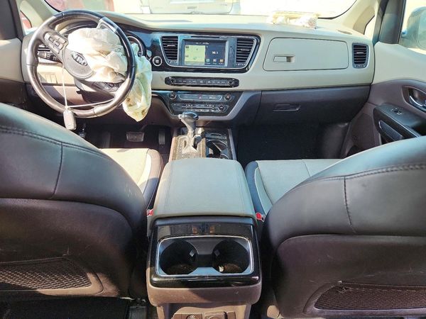 2016 KIA SEDONA
