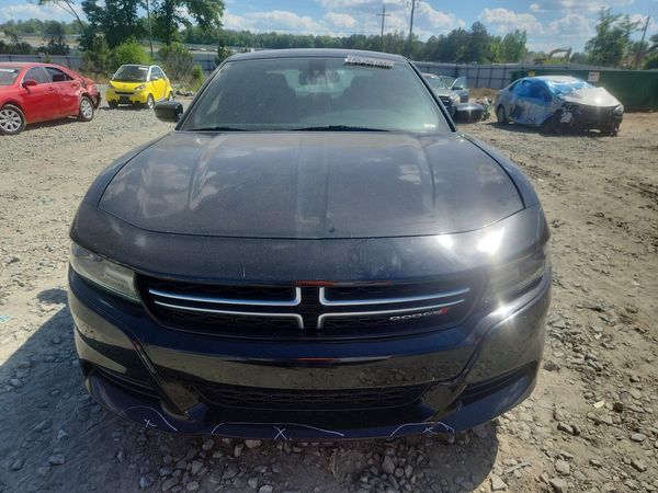 2015 DODGE CHARGER SE