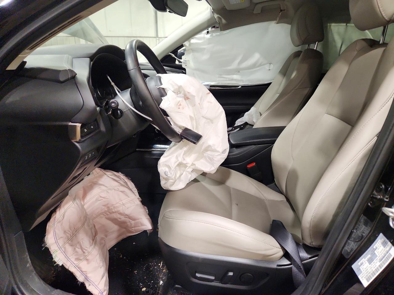 2024 MAZDA CX-30 Preferred Package