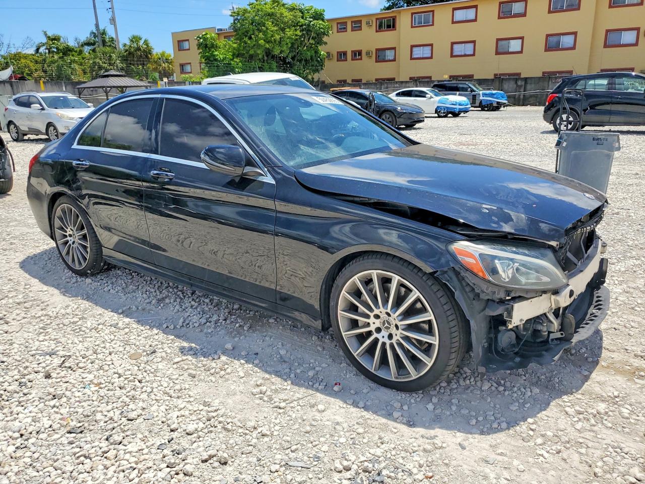 2018 MERCEDES-BENZ C C300