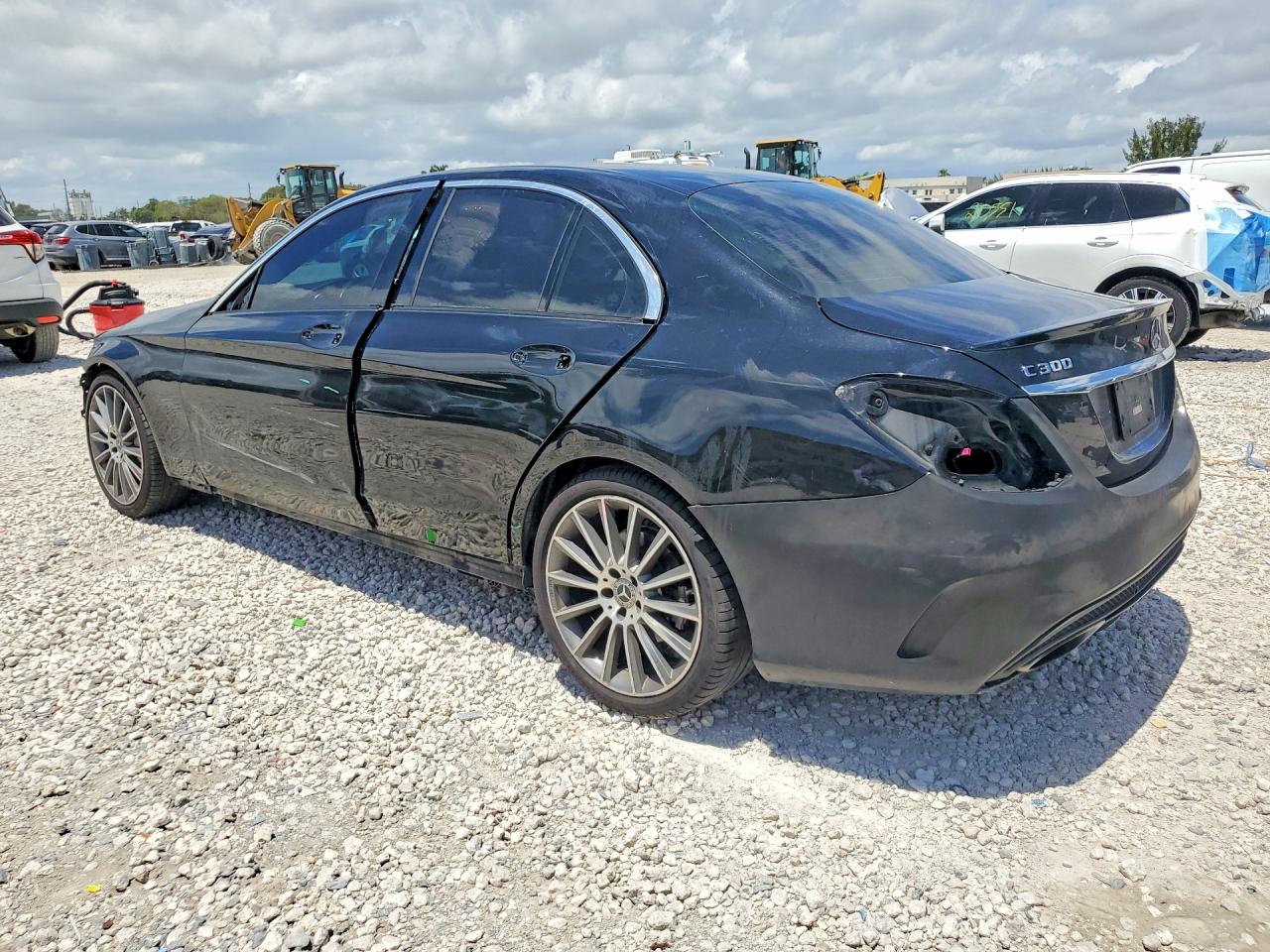 2018 MERCEDES-BENZ C C300