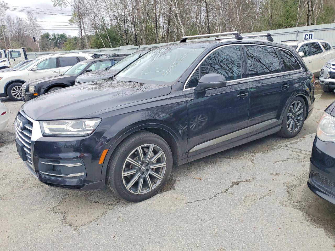2017 AUDI Q7 quattro Premium Plus