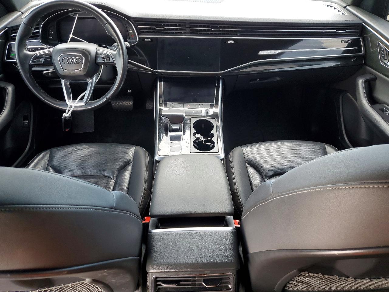 2019 AUDI Q8