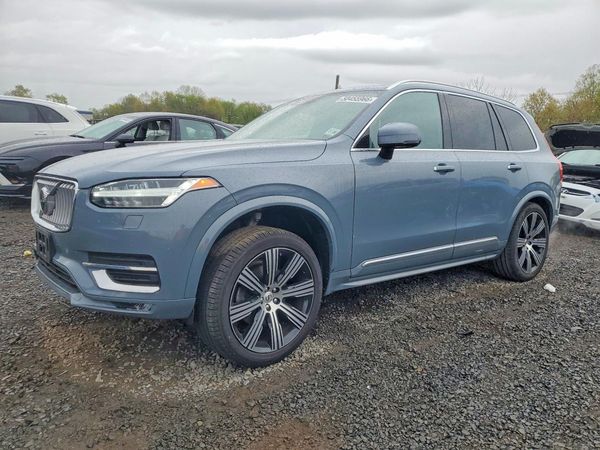 2021 VOLVO XC90