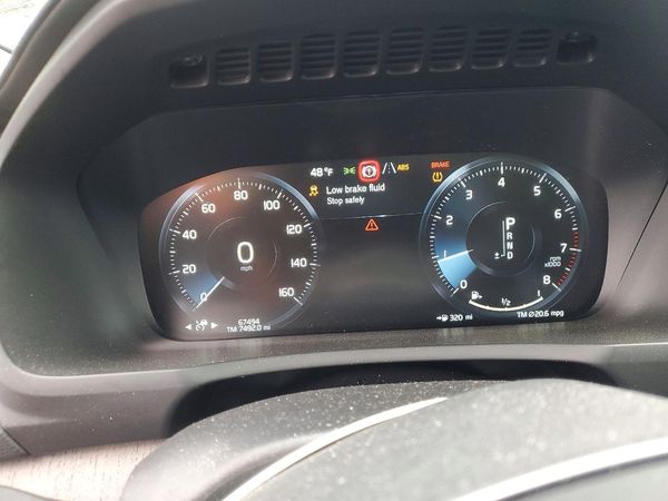 2021 VOLVO XC90