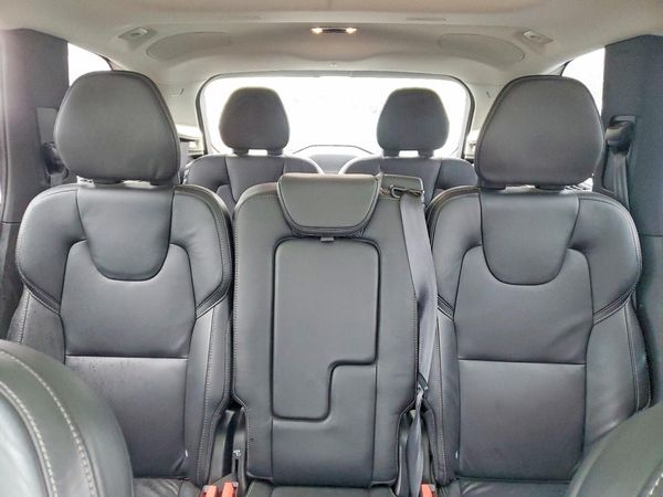 2021 VOLVO XC90