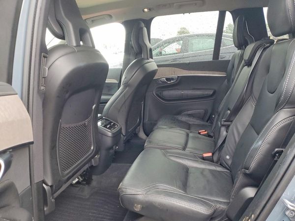 2021 VOLVO XC90