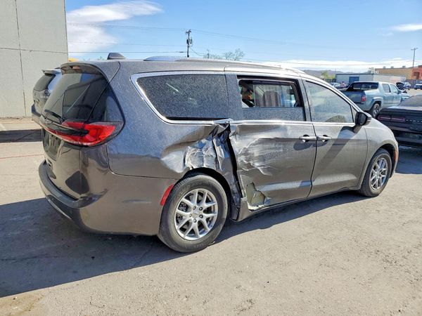 2021 CHRYSLER PACIFICA