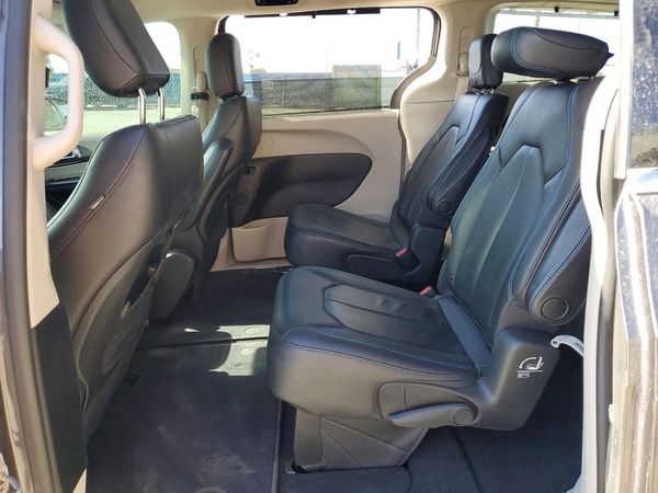 2021 CHRYSLER PACIFICA