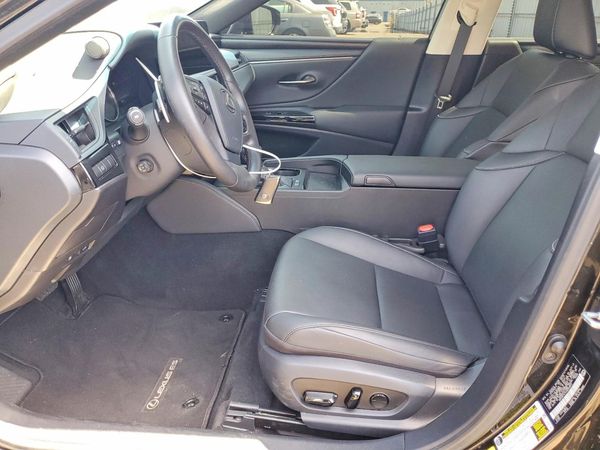 2025 LEXUS ES 300H 300h Premium