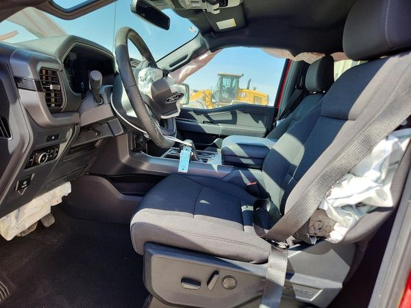2025 FORD F150