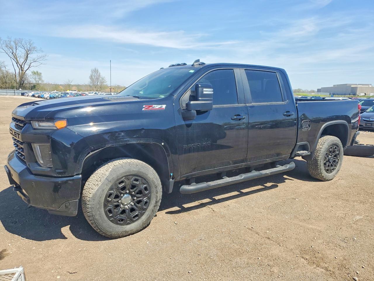 2023 CHEVROLET SILVERADO LT