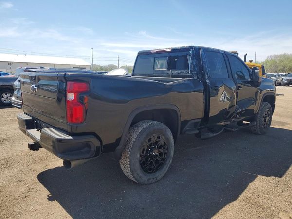 2023 CHEVROLET SILVERADO LT