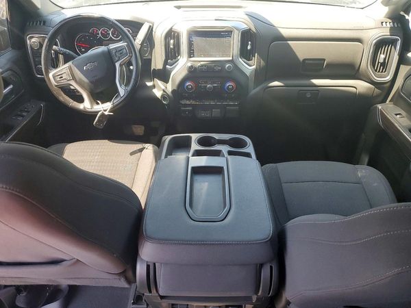 2023 CHEVROLET SILVERADO LT