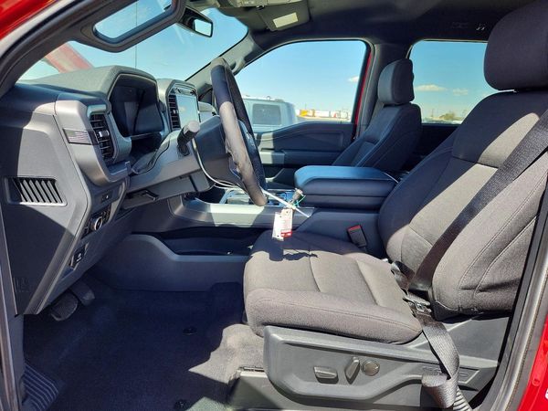 2025 FORD F150