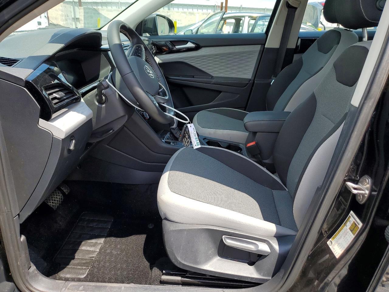 2024 VOLKSWAGEN TAOS S