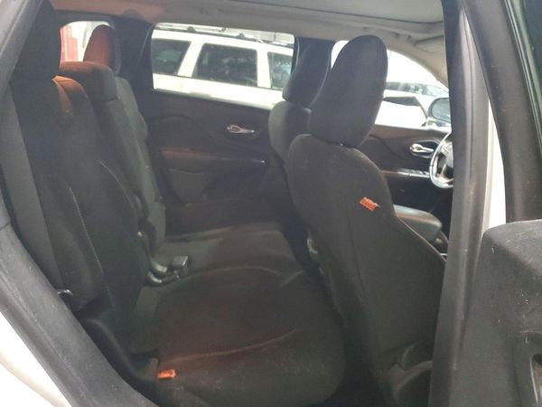 2016 JEEP CHEROKEE LATITUDE FWD