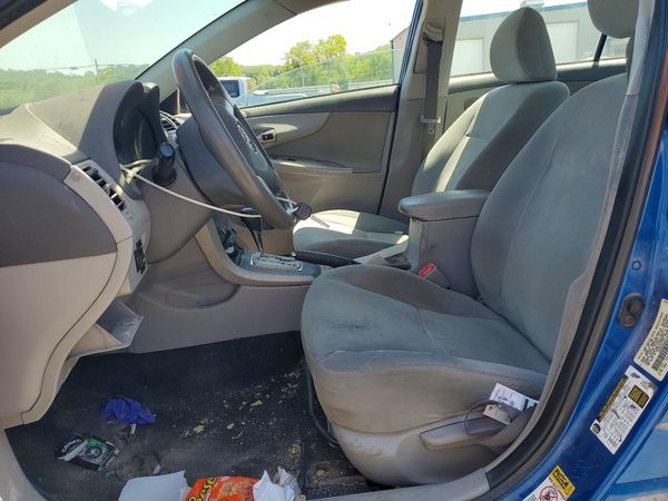 2013 TOYOTA COROLLA