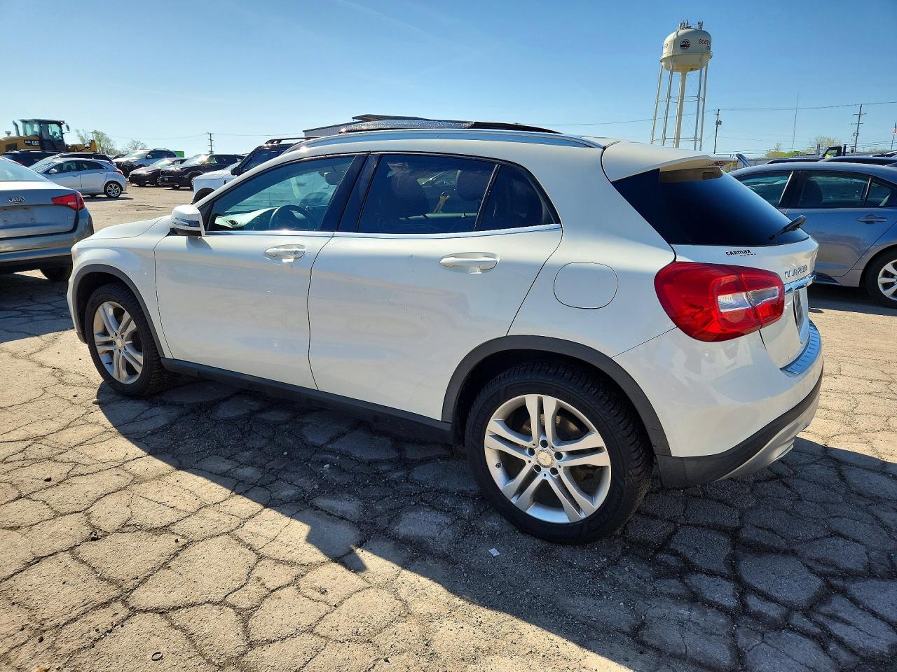 2016 MERCEDES-BENZ GLA GLA250