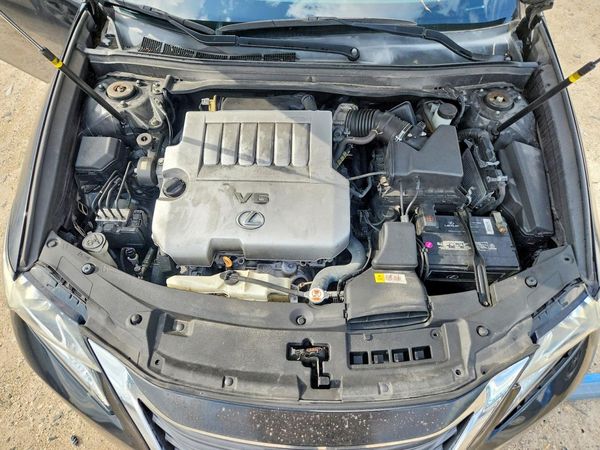 2017 LEXUS ES