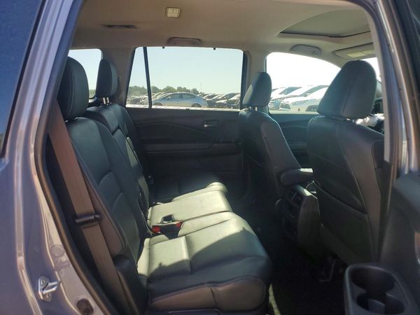 2022 HONDA PILOT SE