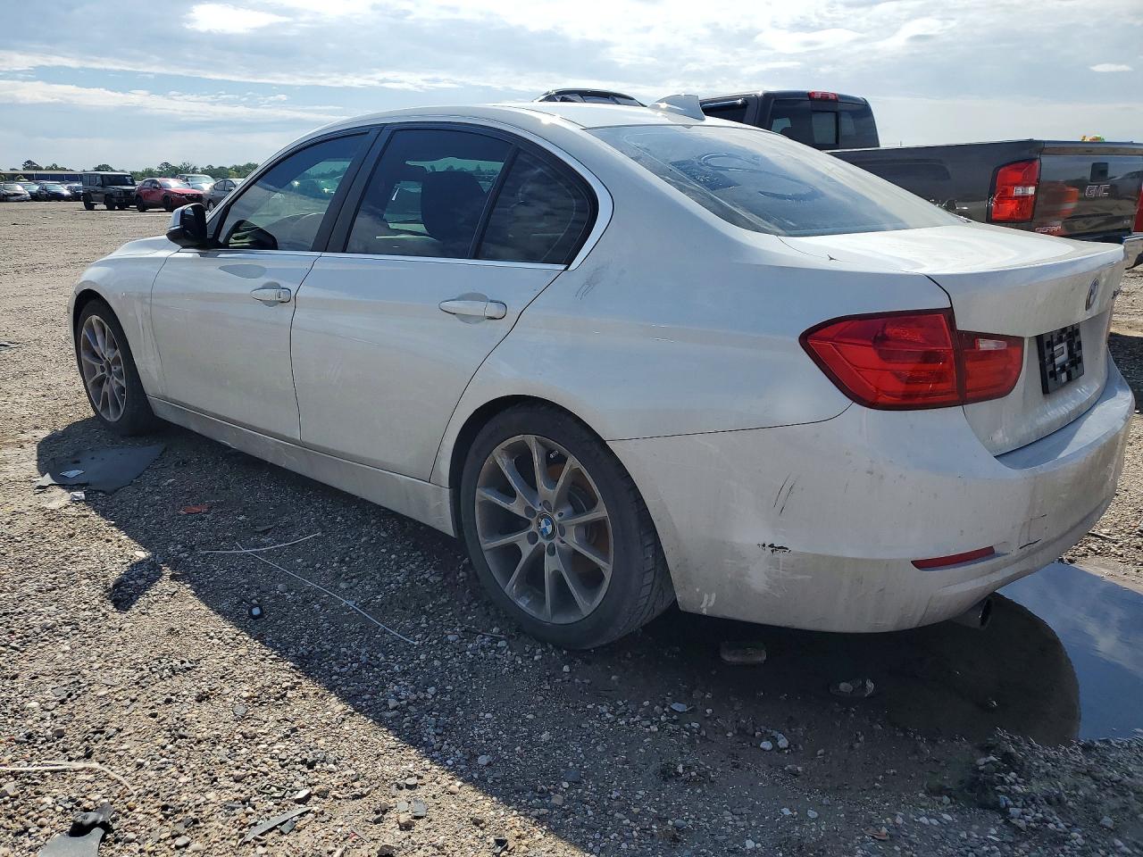 2015 BMW 320 320i