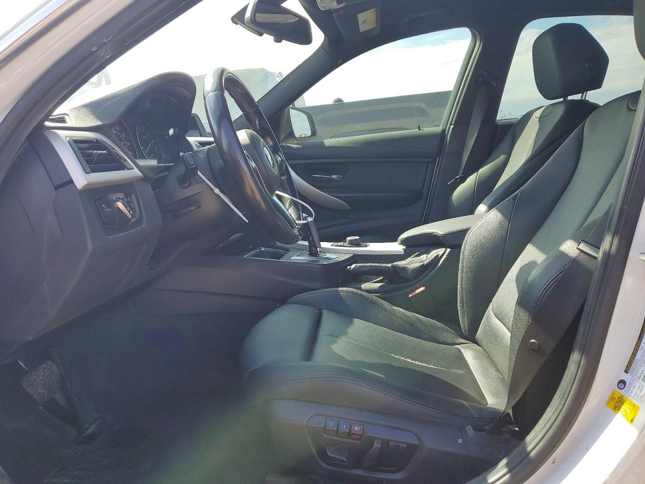 2015 BMW 320 320i