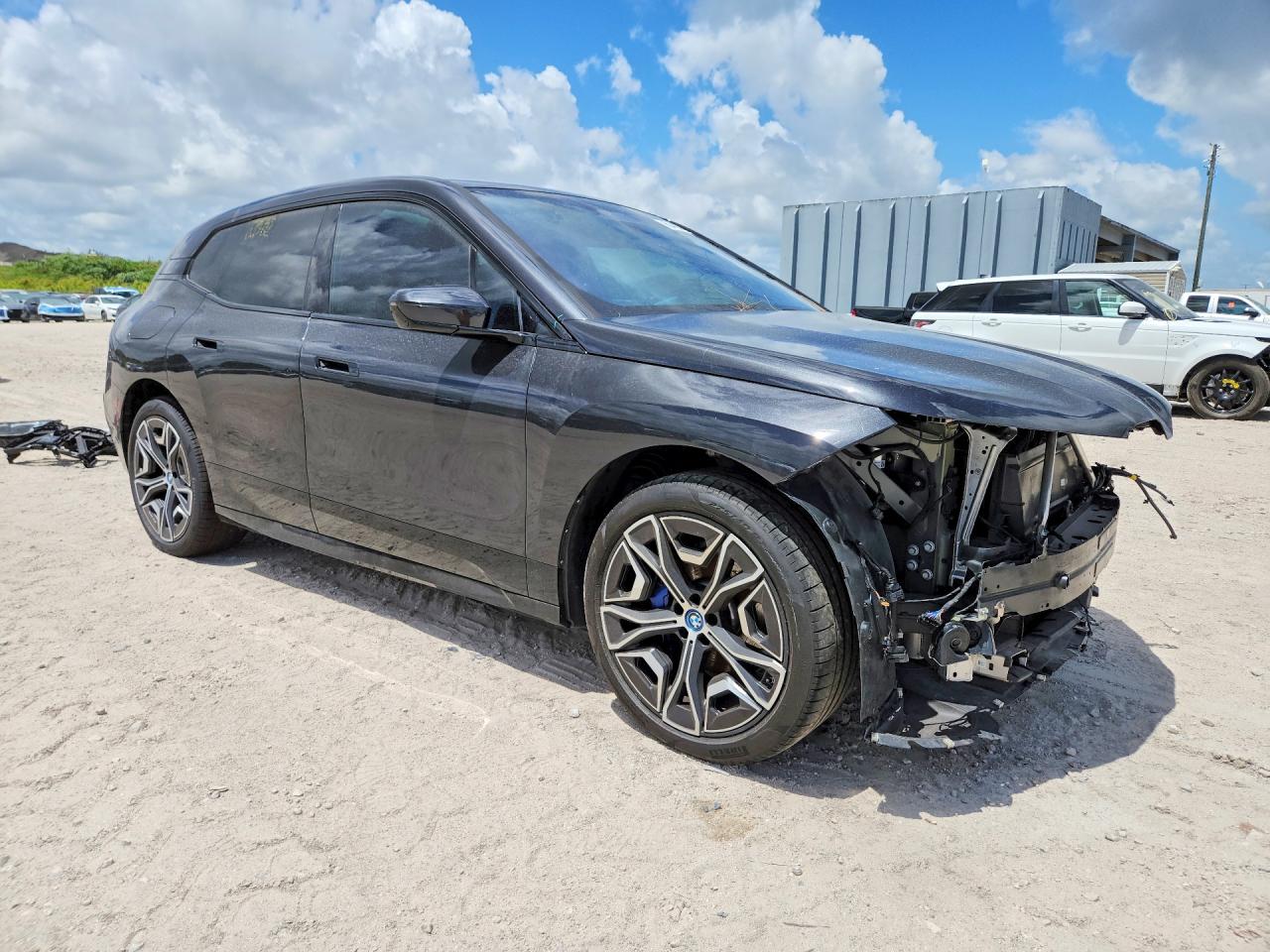 2024 BMW IX xDrive50