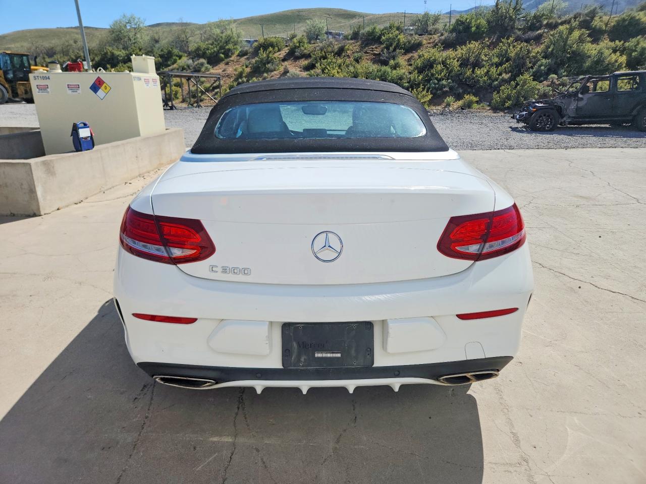 2017 MERCEDES-BENZ C C300
