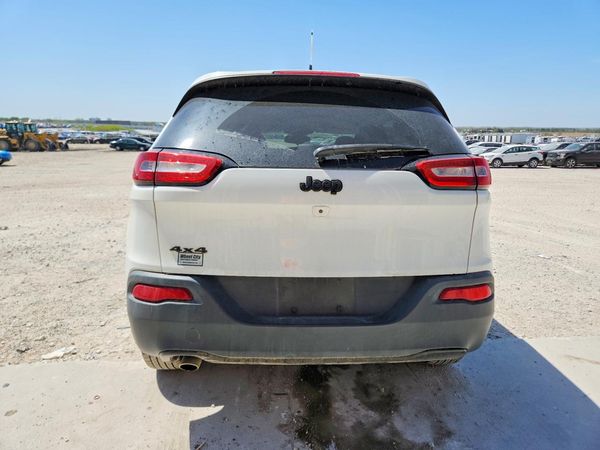 2016 JEEP CHEROKEE LATITUDE 4X4