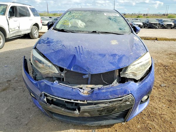 2015 TOYOTA COROLLA