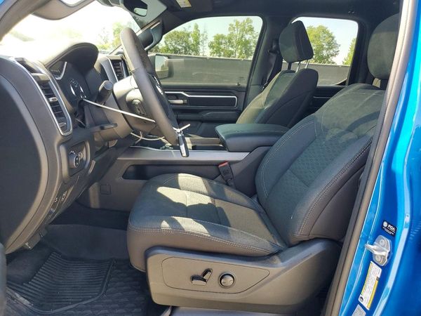 2025 RAM 1500 Big Horn/Lonestar