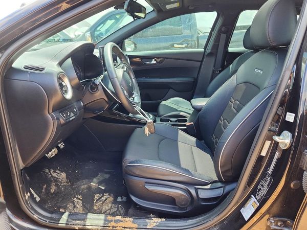 2022 KIA FORTE GT Line