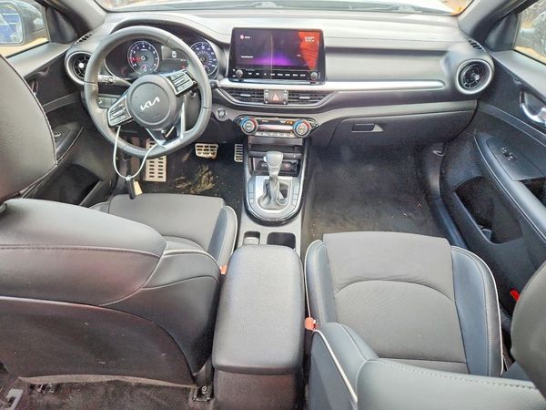 2022 KIA FORTE GT Line