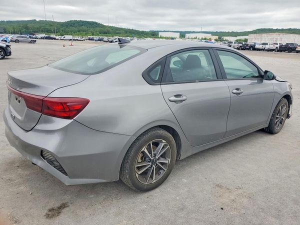 2022 KIA FORTE FE, LXS